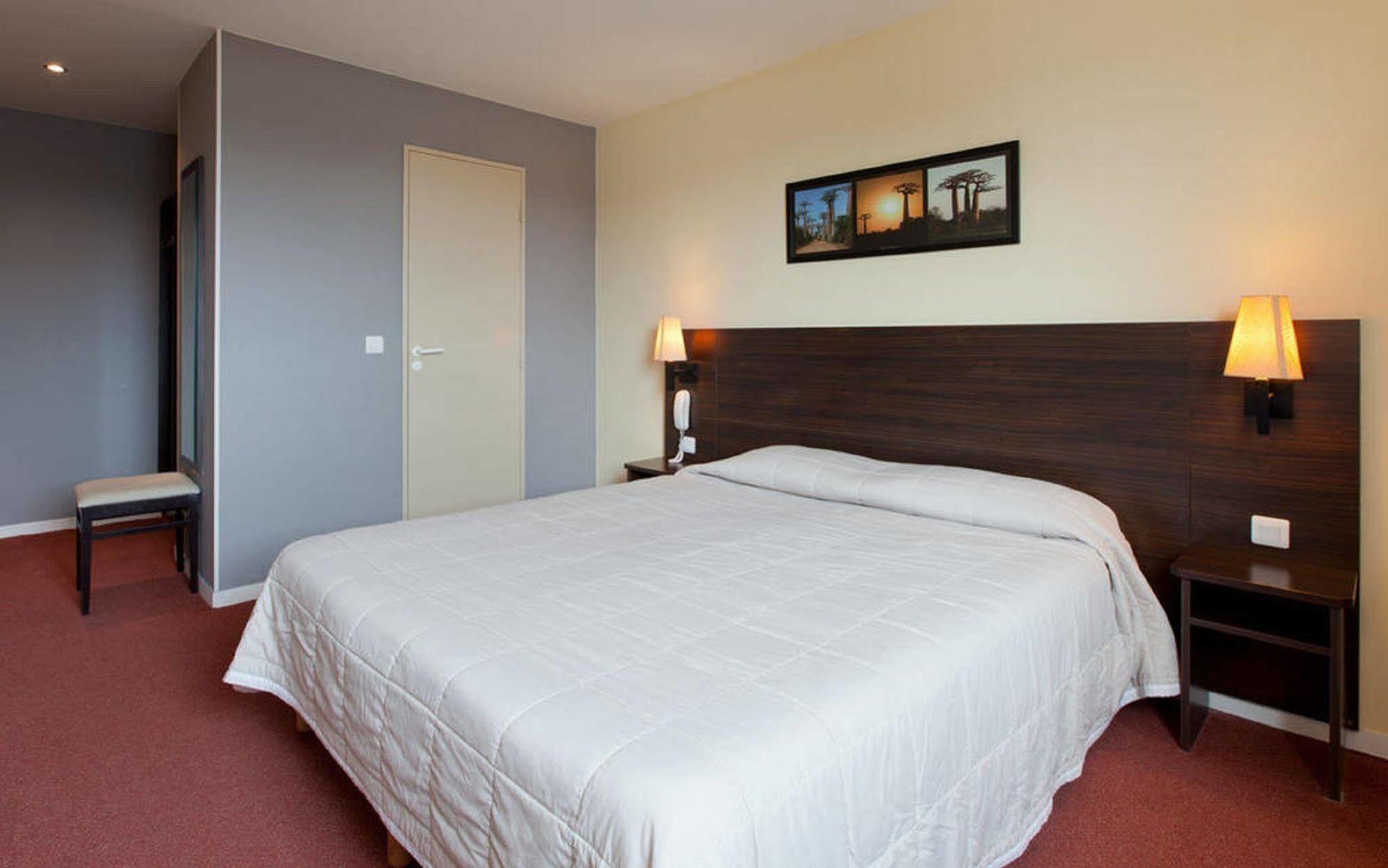 Orly Superior Hotel Athis-Mons Ngoại thất bức ảnh