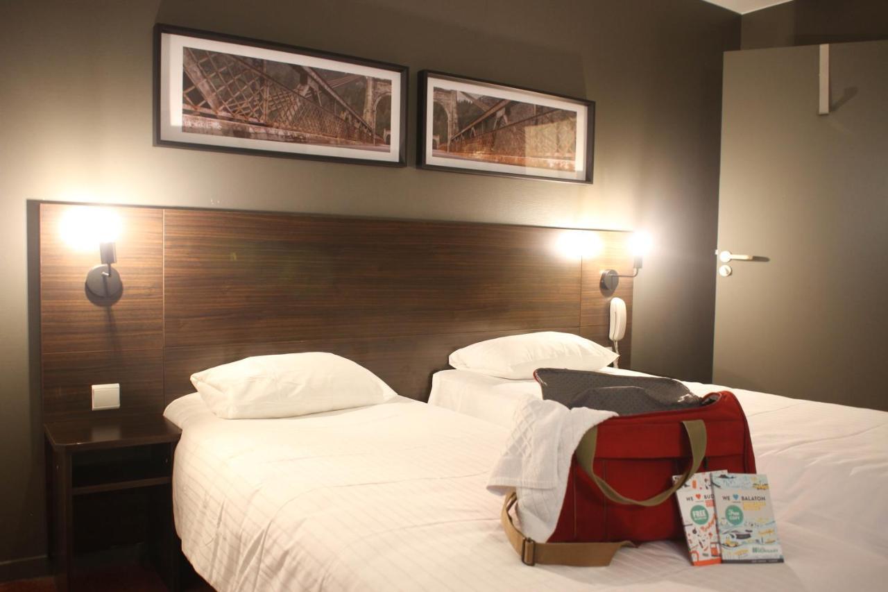 Orly Superior Hotel Athis-Mons Ngoại thất bức ảnh